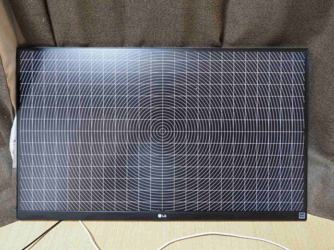 LG 27UL600-W 27インチ IPS液晶 4Kモニター