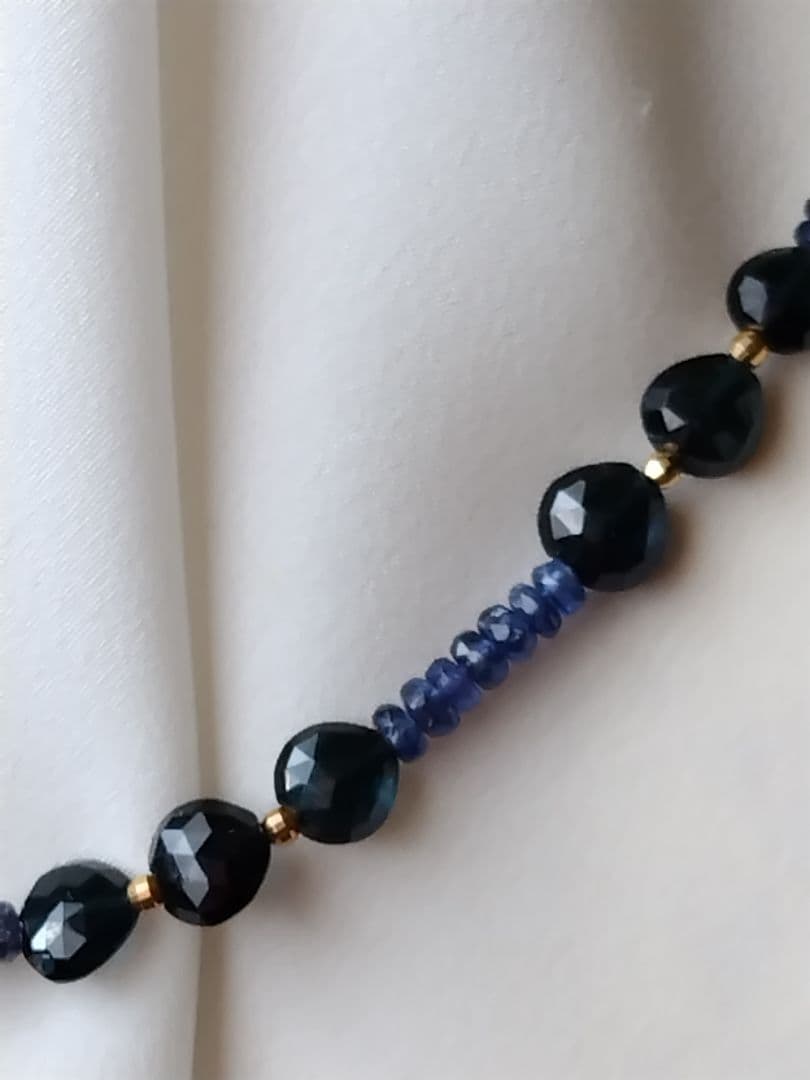 K18 ２種類の、サファイア　ネックレス