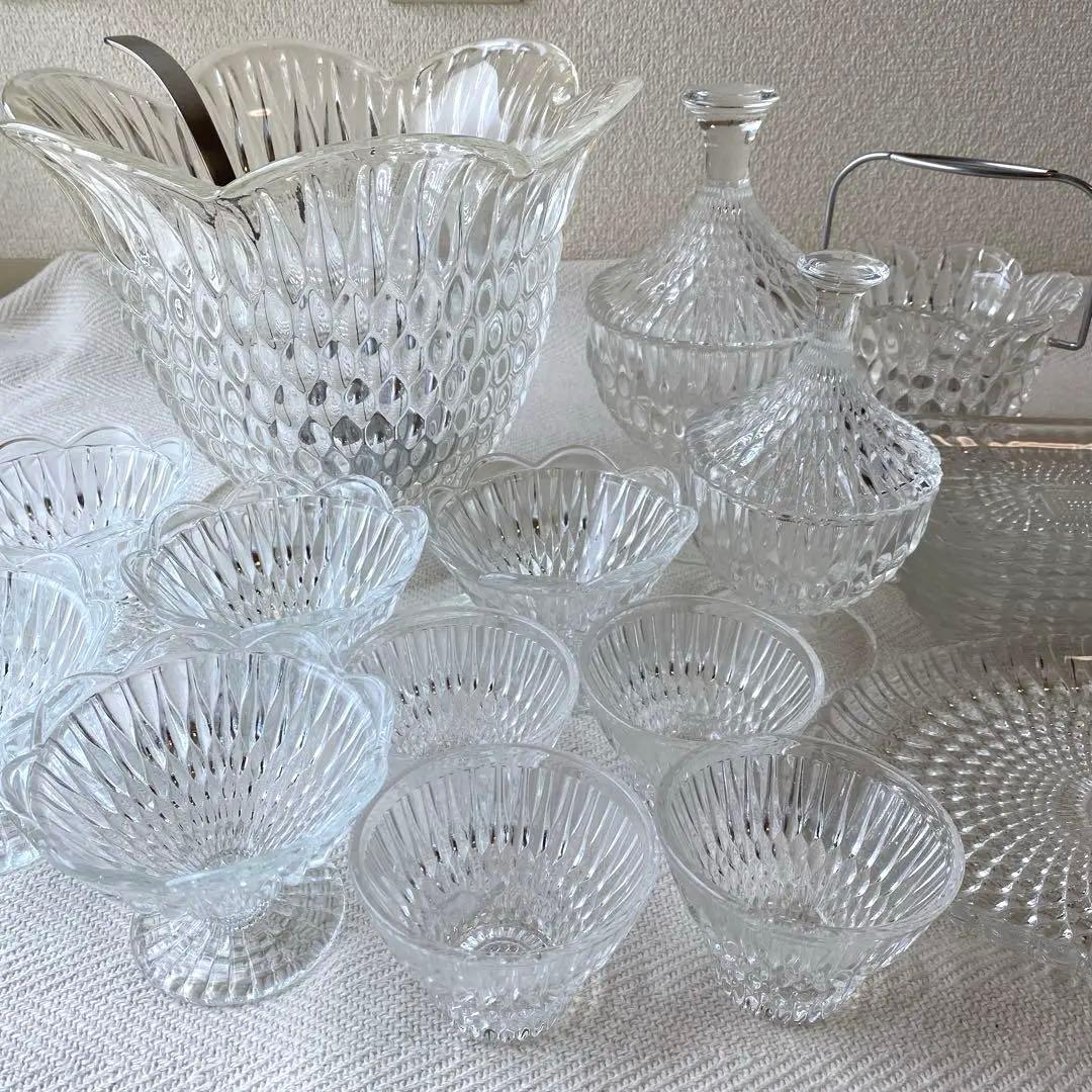 70年代 クリア プレスガラス テーブル セット売 確認ページのため購入不可❗️