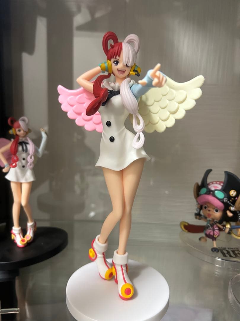 【ポチさん専用】ウタ フィギュア 白いドレス ピンク 赤 羽根
