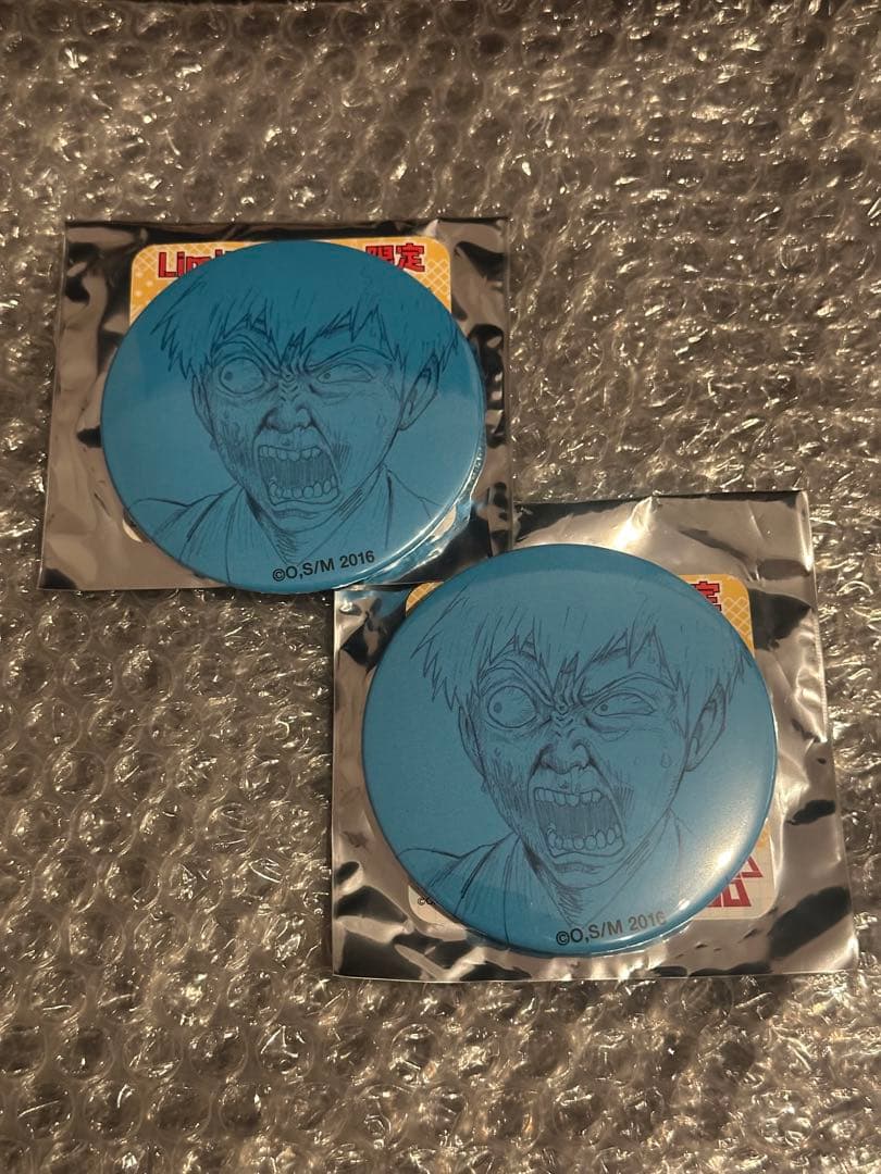 モブサイコ100 Limited Base限定　ドでか缶バッジ　霊幻 2個セット