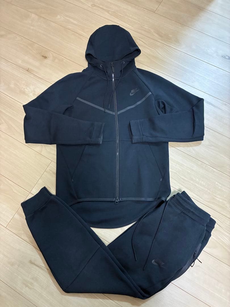 ナイキテックフリース　セットアップ　上下　ブラック　Sサイズ　国内正規品