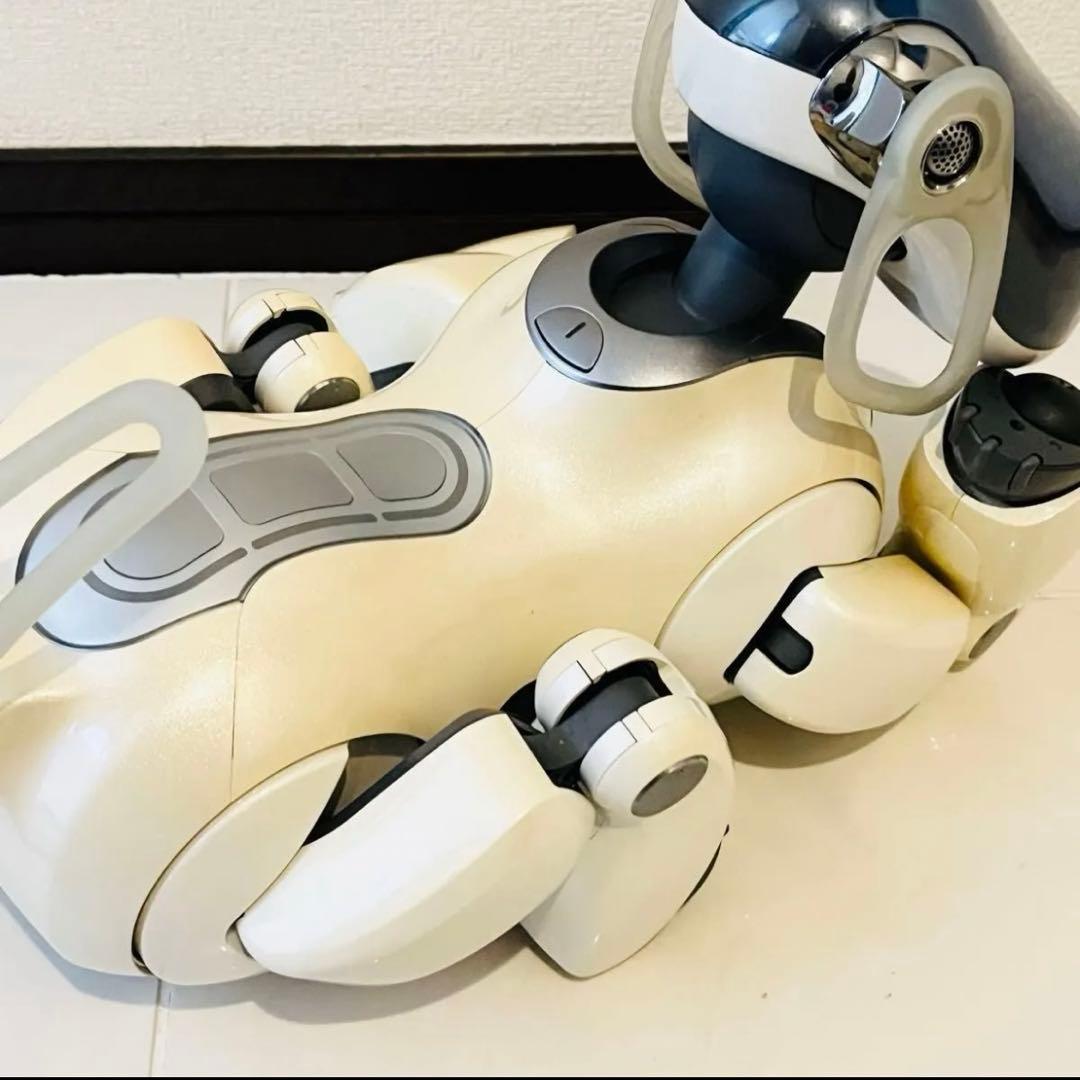 【ジャンク】SONY AIBO ERS-7 犬型 ロボット バーチャルペット
