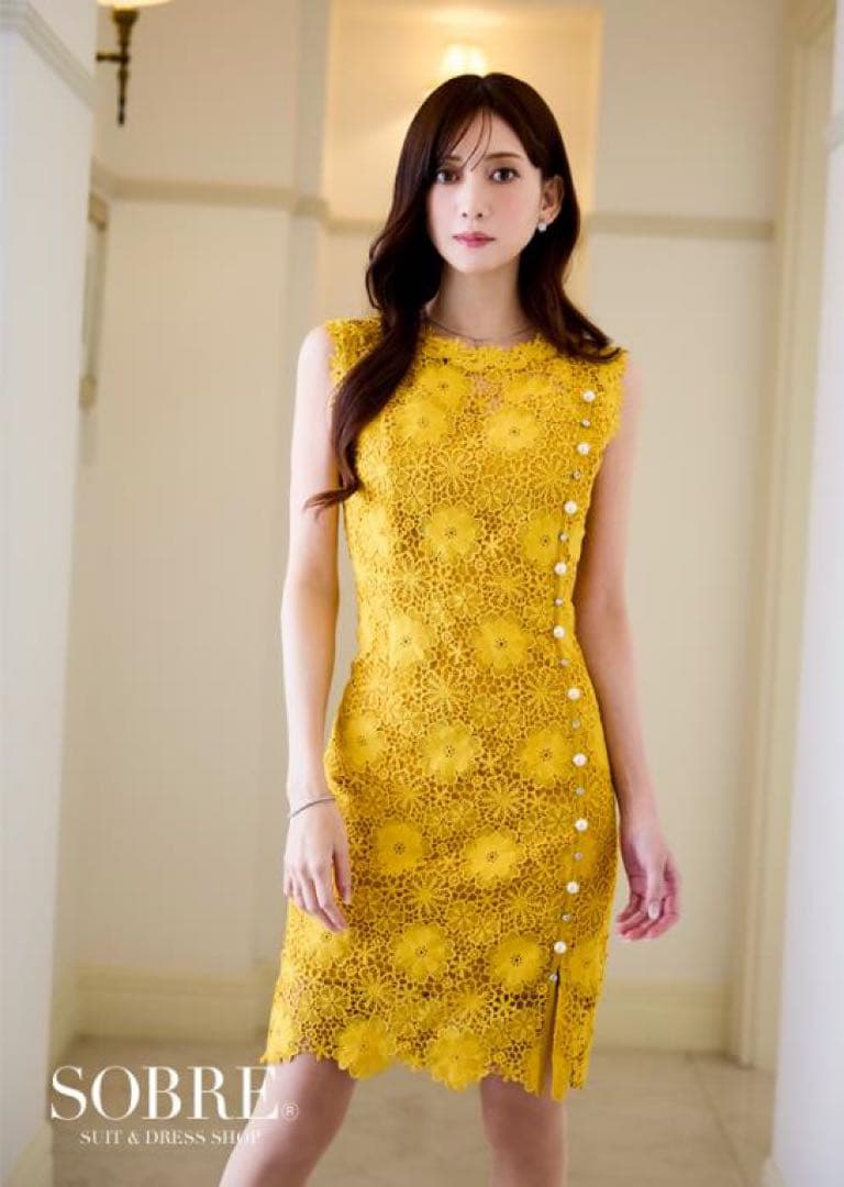 新品未使用　SOBRE イエローレースドレス パールボタン付き
