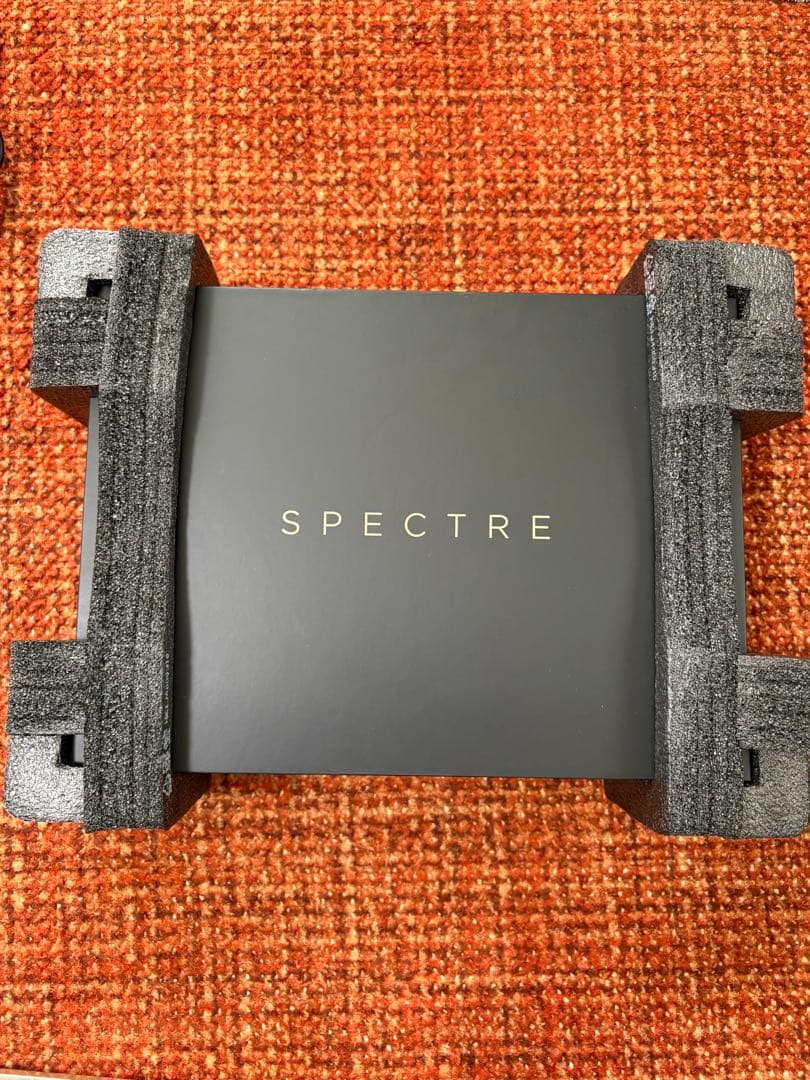 HP Spectre 13-v107TU　ノートPC