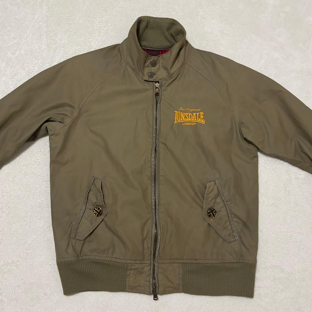 ロンズデール Lonsdale スイングトップ ベージュ Mサイズ 刺繍