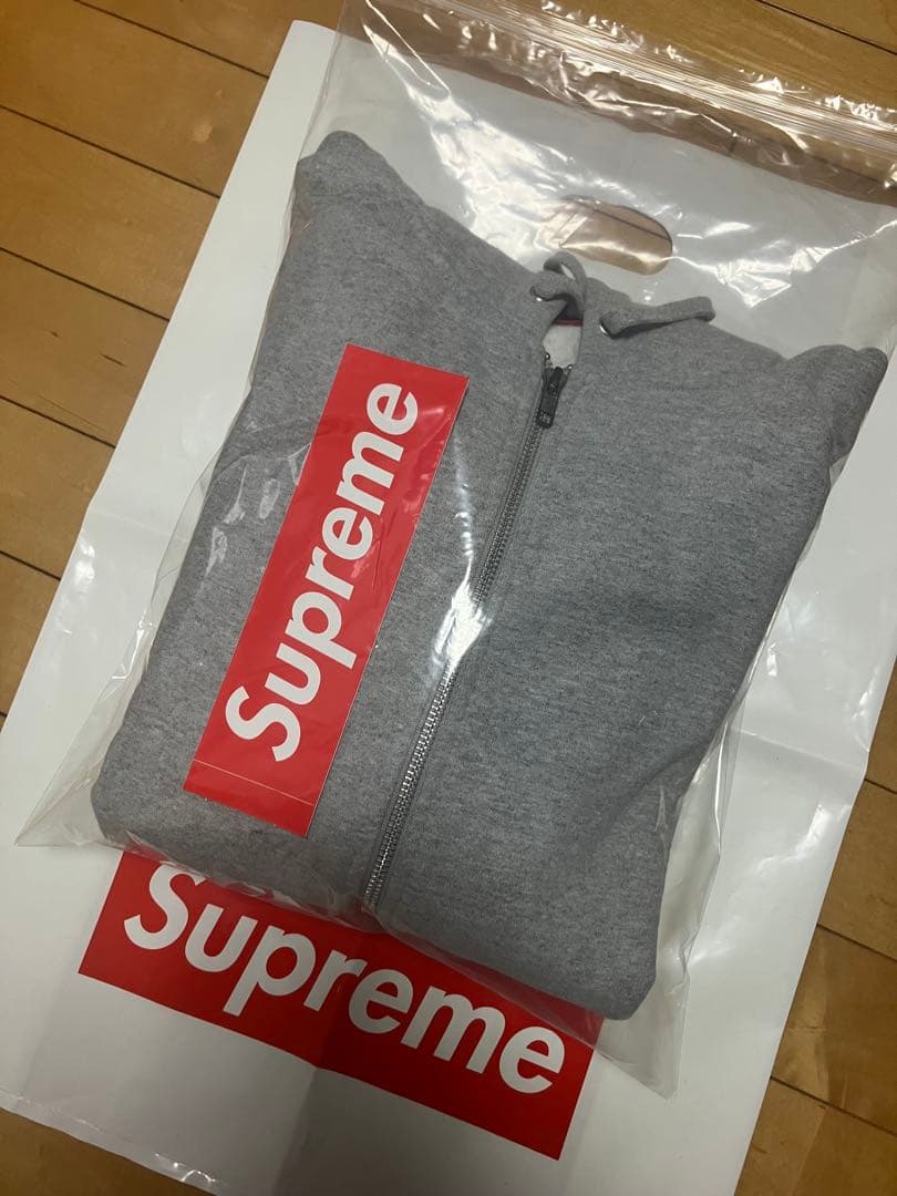Supreme Tape logo zip upテープロゴ　パーカー グレー