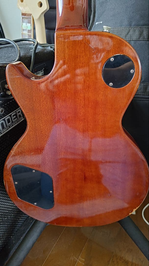 春日楽器　Heerby　レスポール