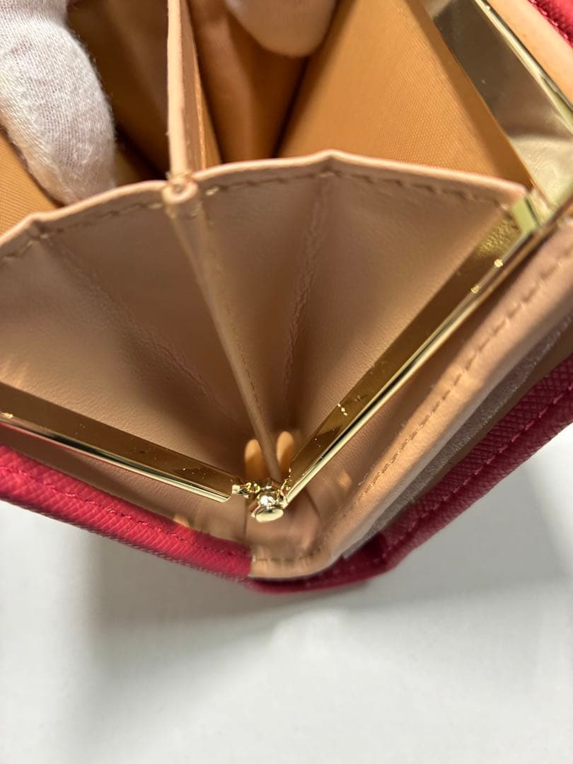 オシャレ【新品】　Vivienne Westwood　二つ折り財布 ピンク