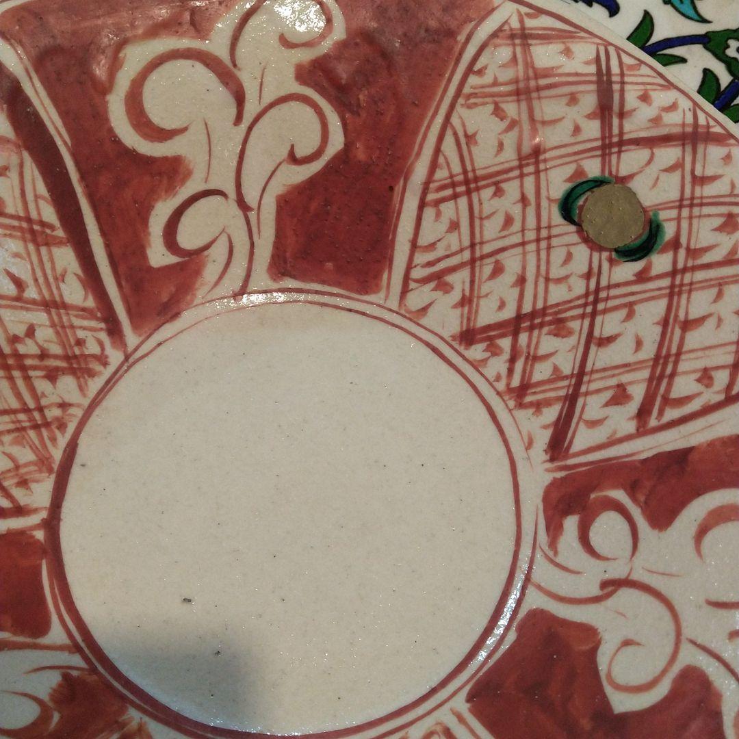 黒田拓実。吉祥赤絵、大皿