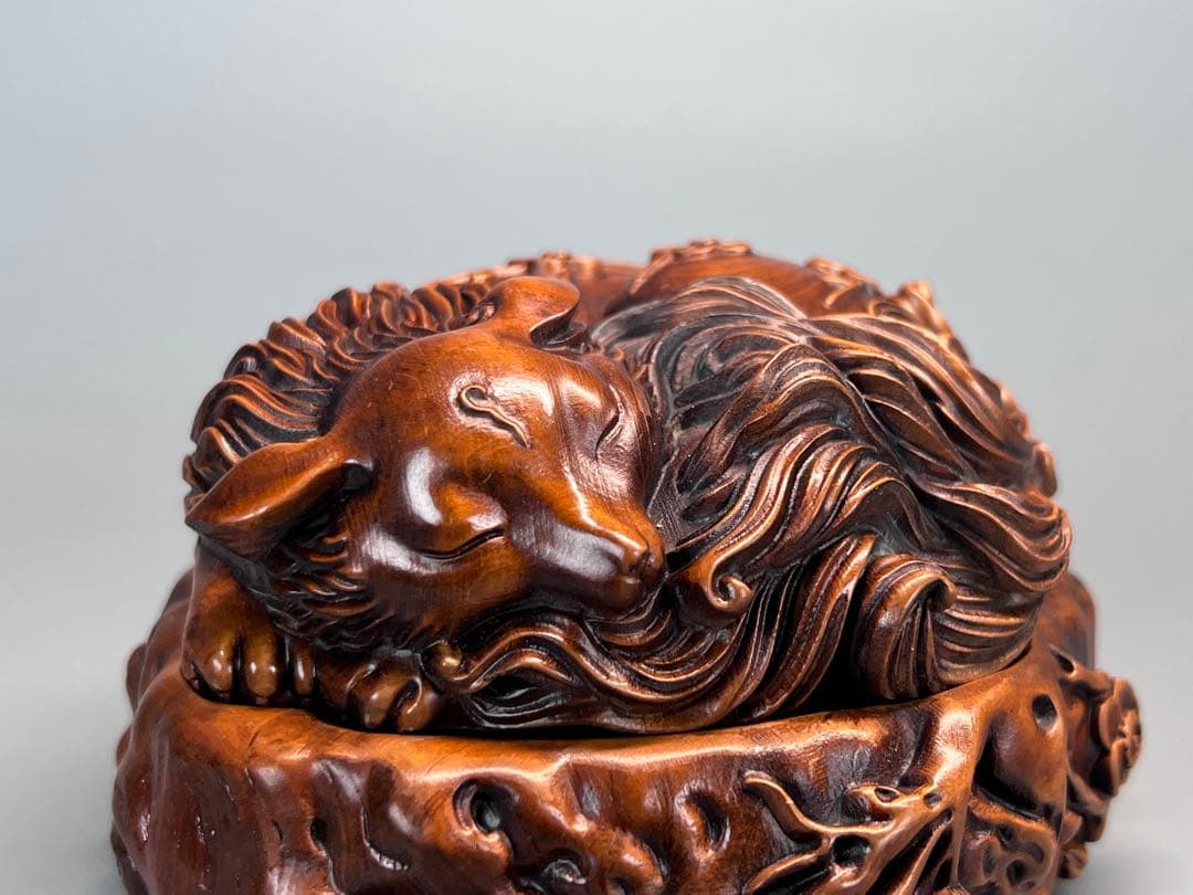 古美術　黄楊木　本物拓植　香炉　香道具　置物　九尾の狐　手作り　極細密彫　極美品