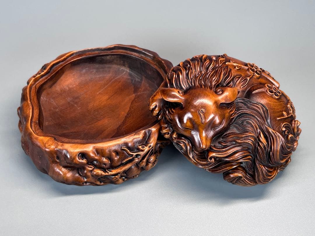 古美術　黄楊木　本物拓植　香炉　香道具　置物　九尾の狐　手作り　極細密彫　極美品