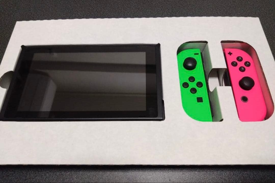 Nintendo Switchスプラトゥーンセット＋プロコン