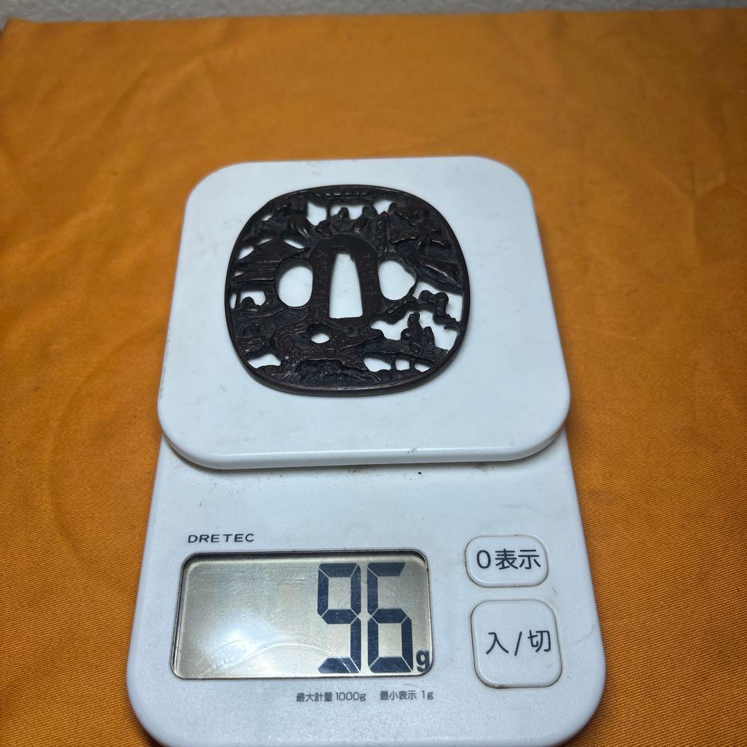 江州彦根住 藻柄子入道宗典製鍔 刀の鍔 鉄製 刀装具 時代物