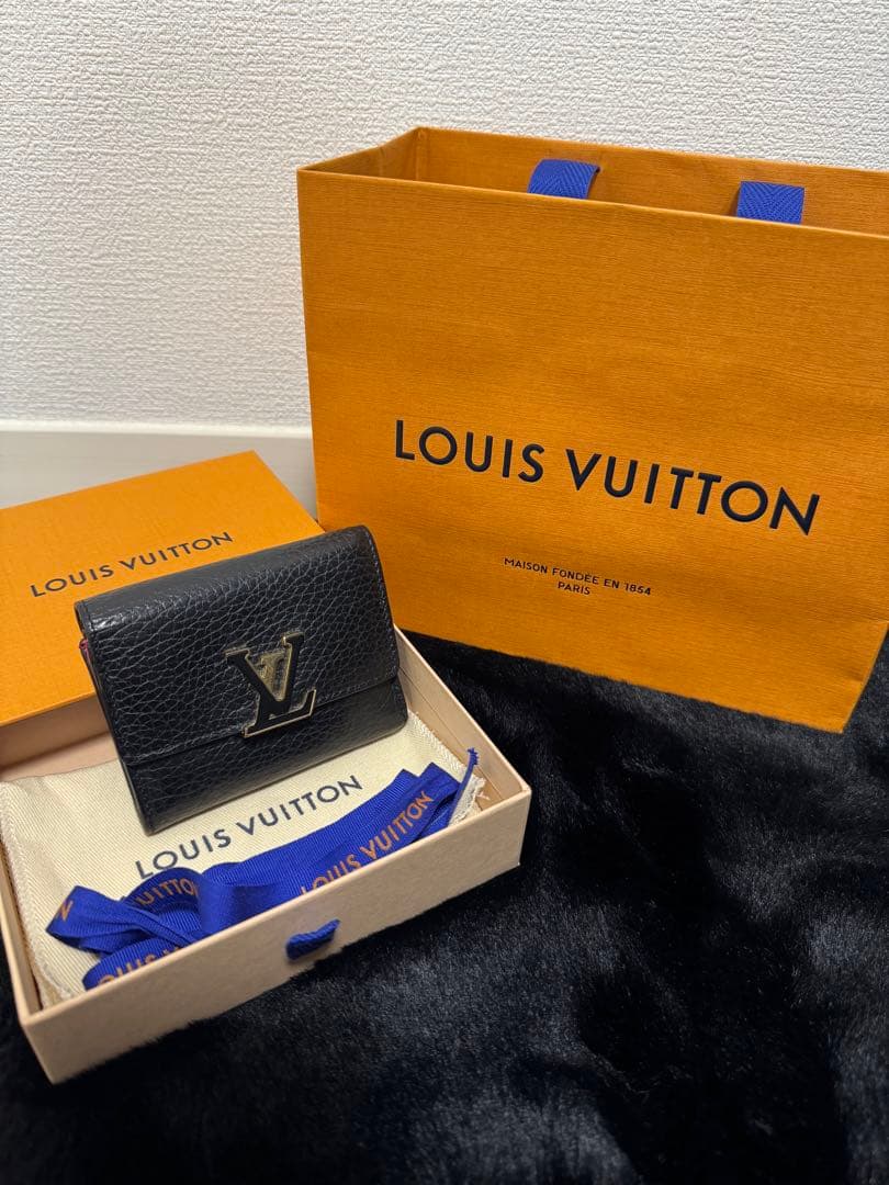 ゆな　LOUIS VUITTON ポルトフォイユ カプシーヌ 財布