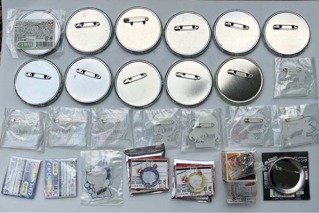 天野明展　REBORN エルドライブ　グッズ　特典　フラワーリース　チャーム