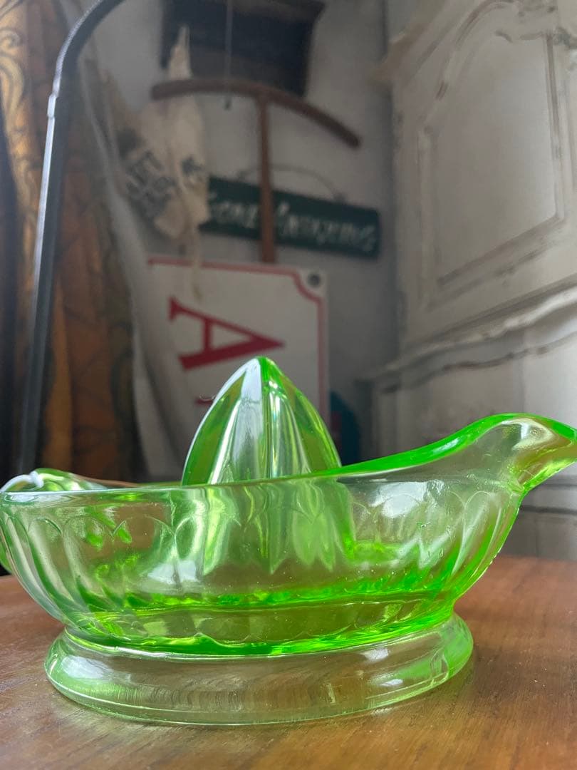 アンティーク　ディプレッション　グラス　マッキー社　ウラン　ガラス　リーマー