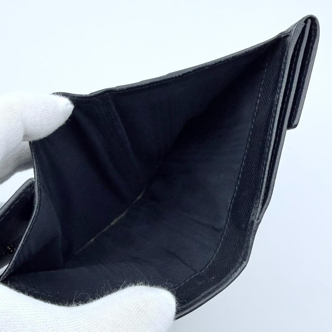 PRADA プラダ　サフィアーノ　三角ロゴ　三つ折り財布 レザー　ブラック