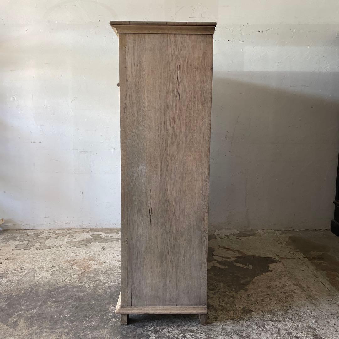 eauビンテージ ドロワーキャビネット 剥離