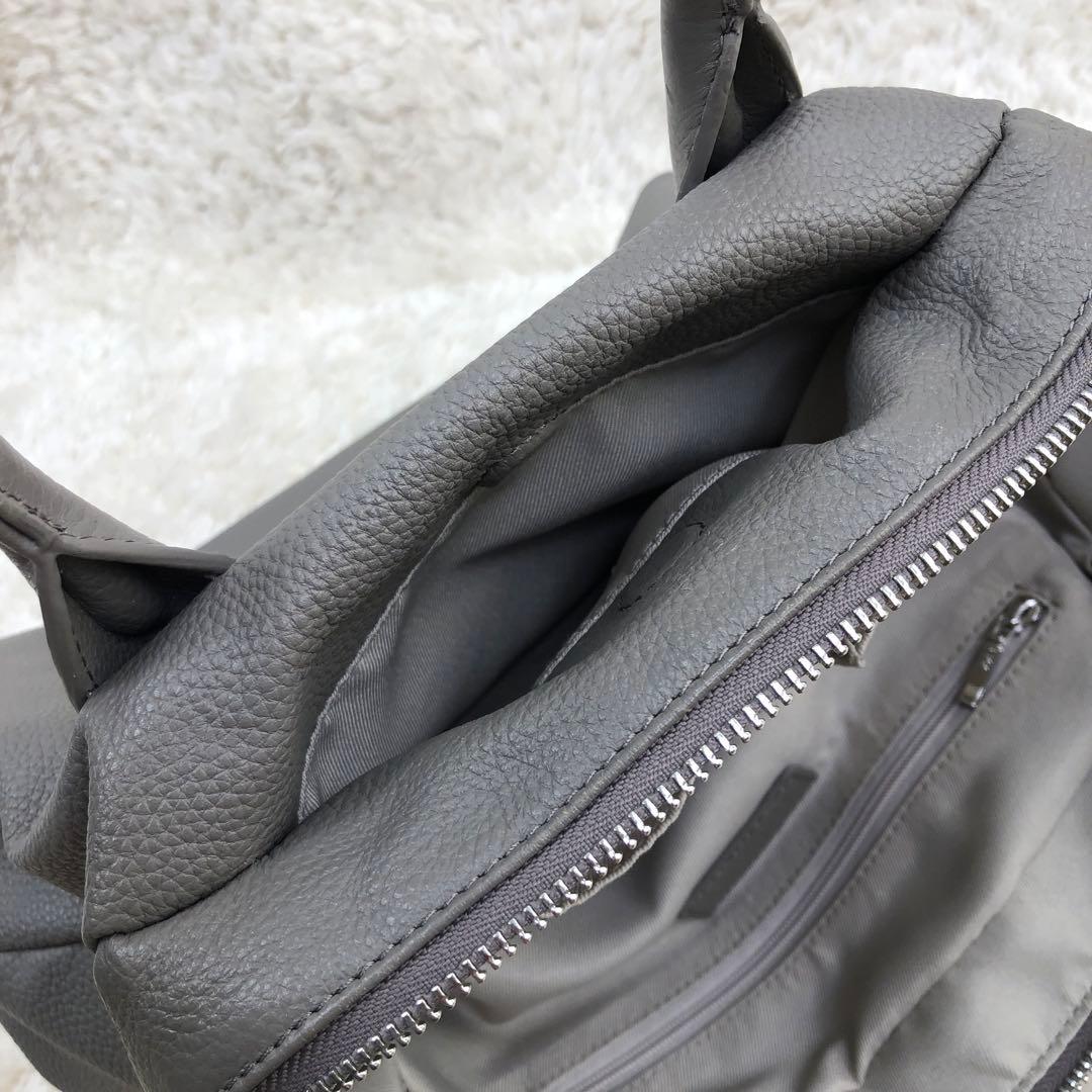 BEARDSLEY レザー ラウンドミディボストン バッグ トープ