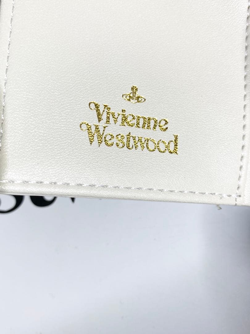 Vivienne Westwood ホワイト三つ折り財布