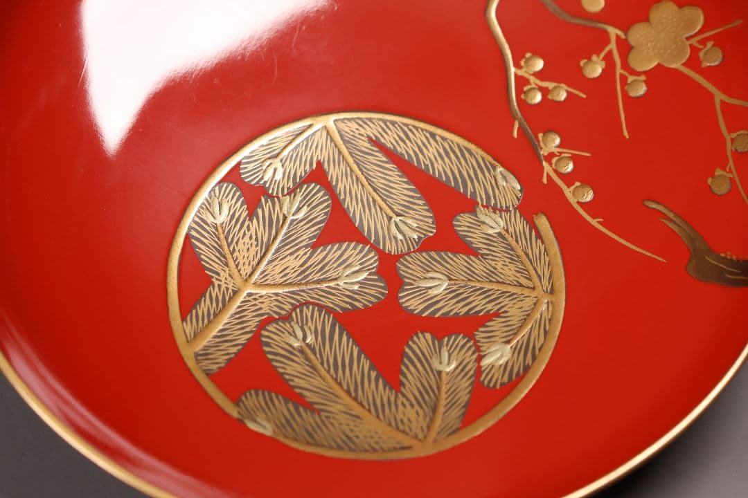 【CM248】時代木製漆器 松竹梅 金蒔絵 朱塗 引盃 五客 木製漆器 小皿 杯
