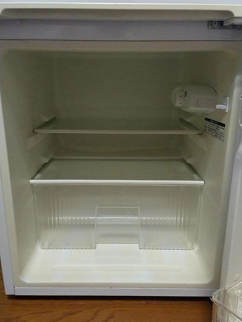 ノンフロン冷凍冷蔵庫 YRZ-C09B1 90L 2015年製 送料込み