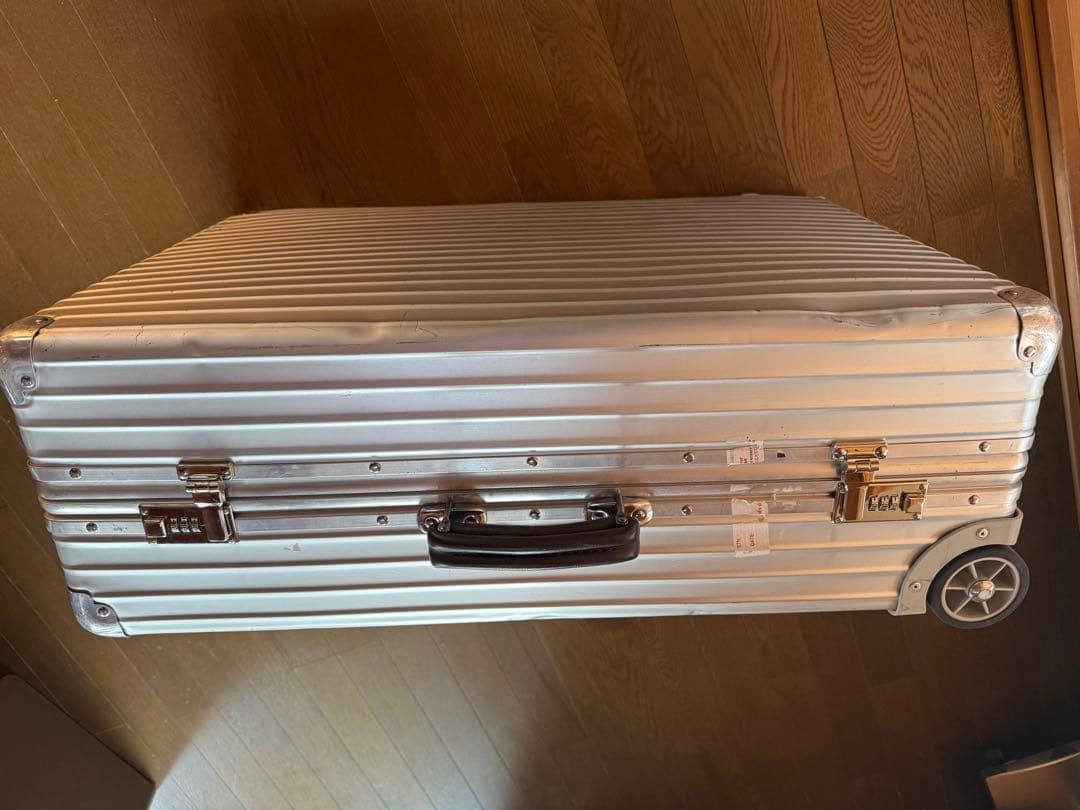 廃盤RIMOWA リモワ クラシックフライト スーツケース　61L(?)2輪