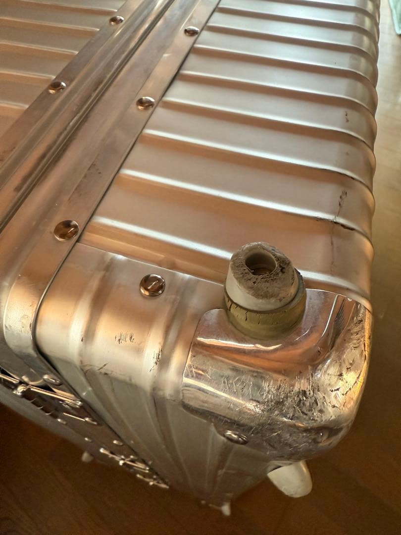 廃盤RIMOWA リモワ クラシックフライト スーツケース　61L(?)2輪