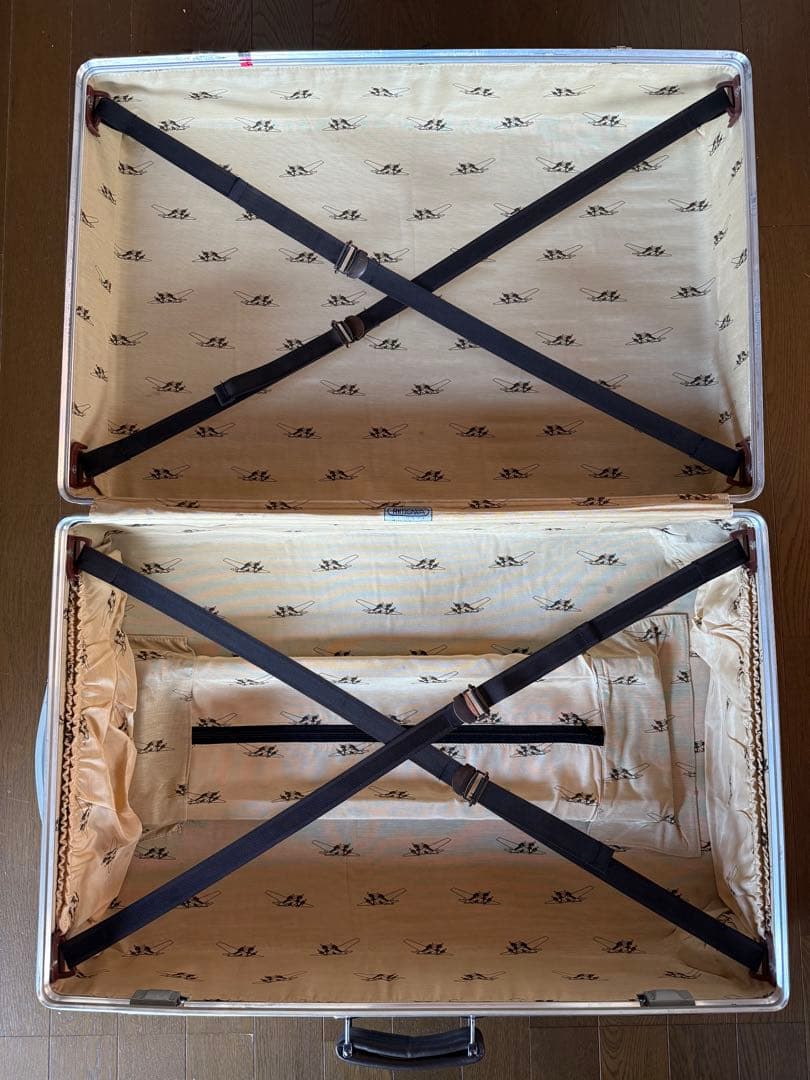 廃盤RIMOWA リモワ クラシックフライト スーツケース　61L(?)2輪