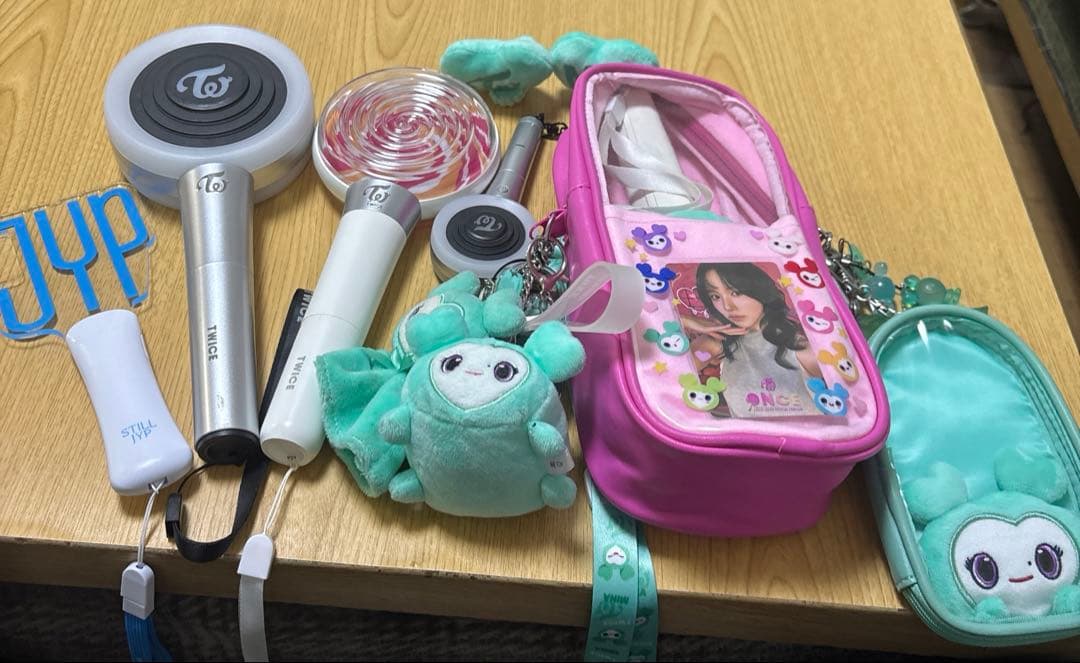 twiceミナミブリーペンライトセット