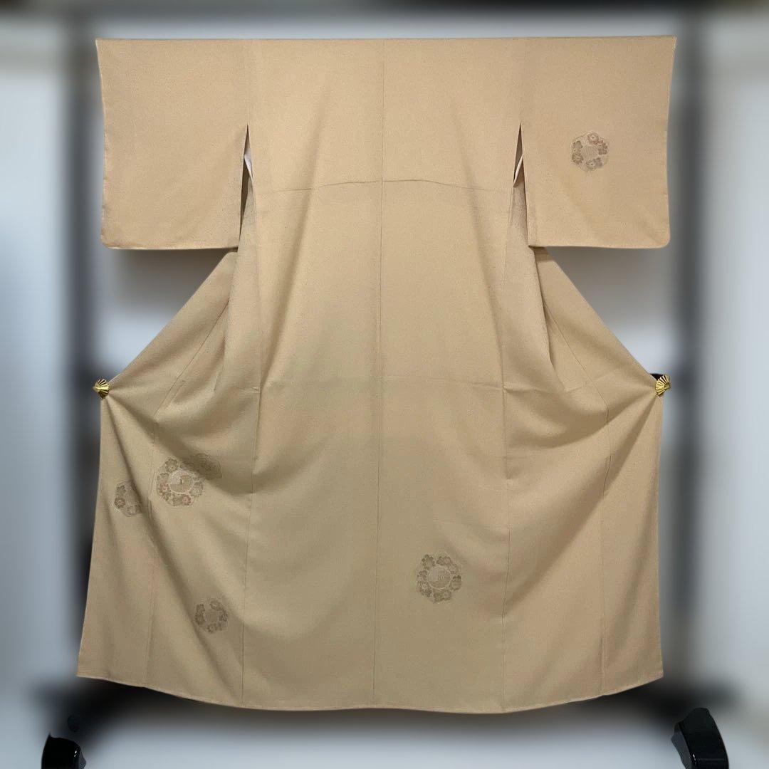 k　No.2927 未使用シリーズ正絹作家汕頭刺繍訪問着　落款　超美品