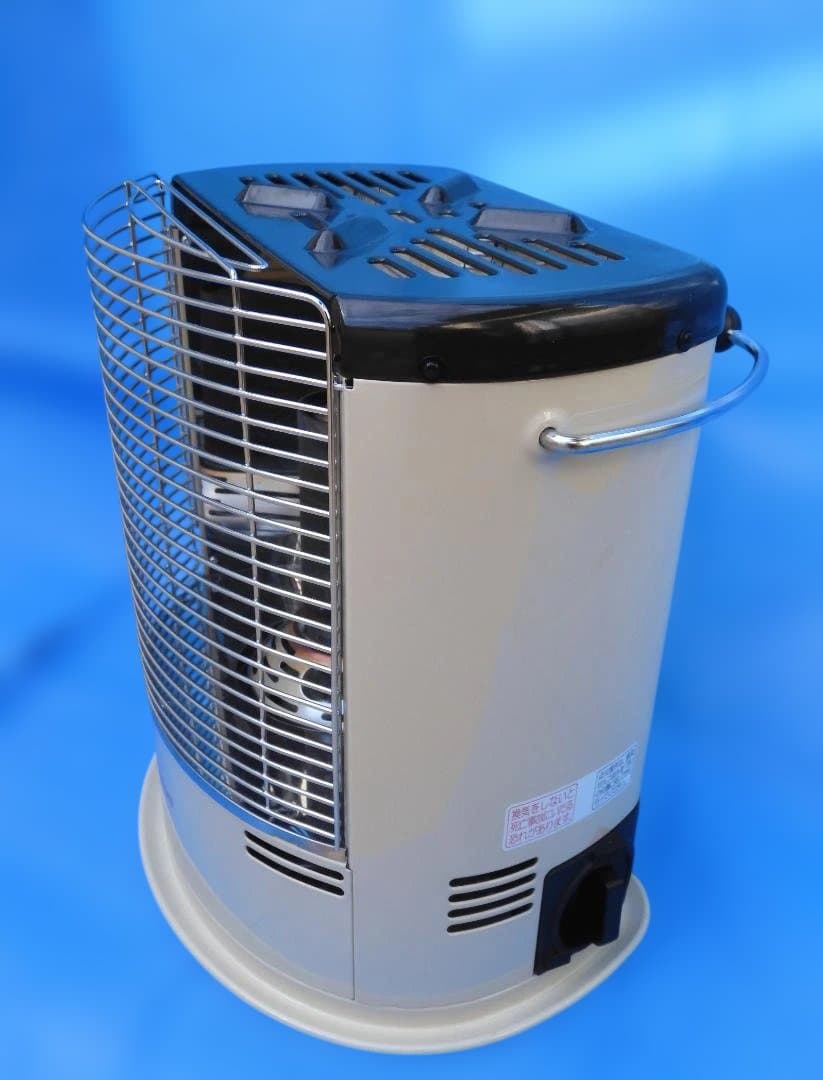 iwatani カセットガスストーブ　デカ暖Ⅲ