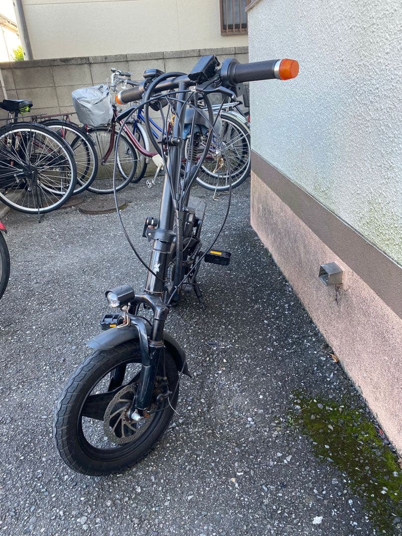 Supreme 折りたたみ式電動アシスト自転車