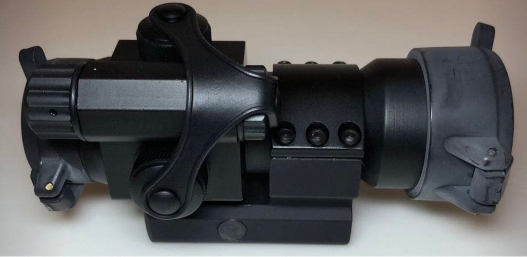 G&P製 30mm ドットサイト レッド/グリーン切り替え式 ローマウント付き