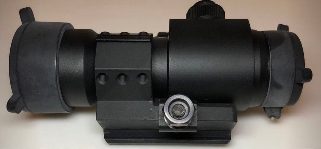 G&P製 30mm ドットサイト レッド/グリーン切り替え式 ローマウント付き