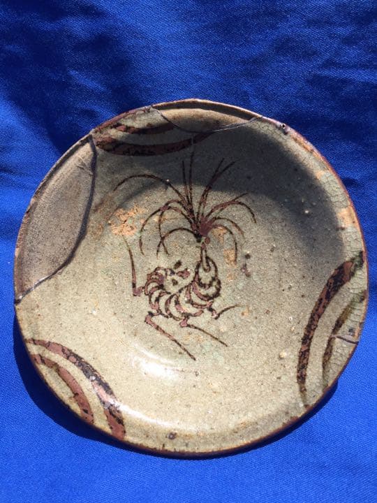 古唐津 古絵唐津の小皿 海老の図柄はあまりない桃山時代