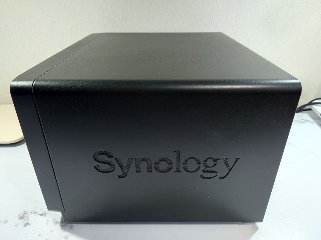 外付けハードディスク・ドライブ Synology NAS DS1621+