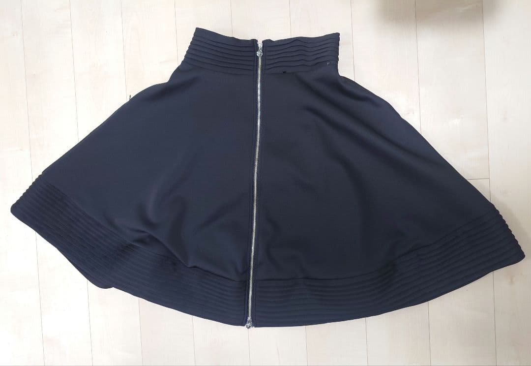 ヴァクトーヴォヤージュ　vaqutaux voyage スカート