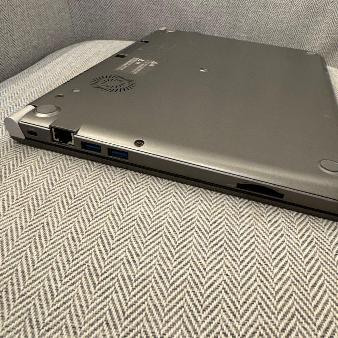 dynabook RZ63/M5 ノートPC i5 高速NVMeストレージ