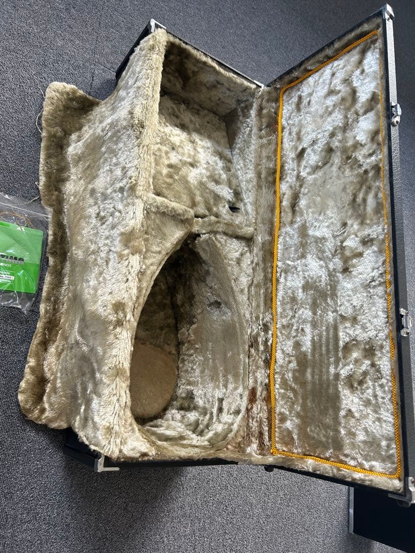 川田一夫氏 マンドラ　マンドリン　1977年製