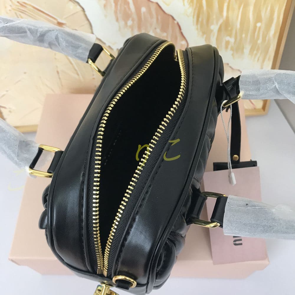 MIU MIU ミュウミュウボウリングバッグ ハンドバッグ