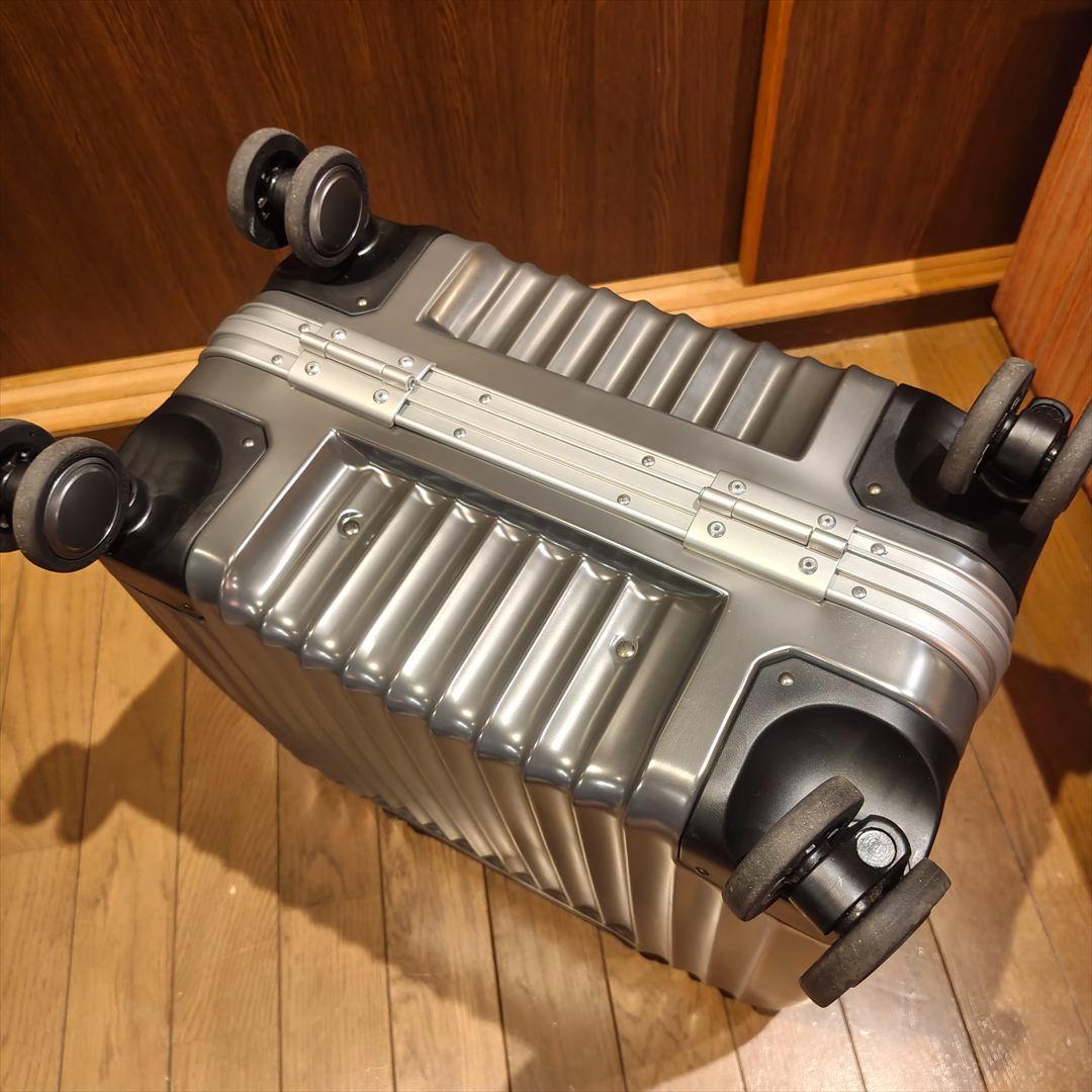 smiledog39様 CARGO ハードキャリー スーツケース 33L