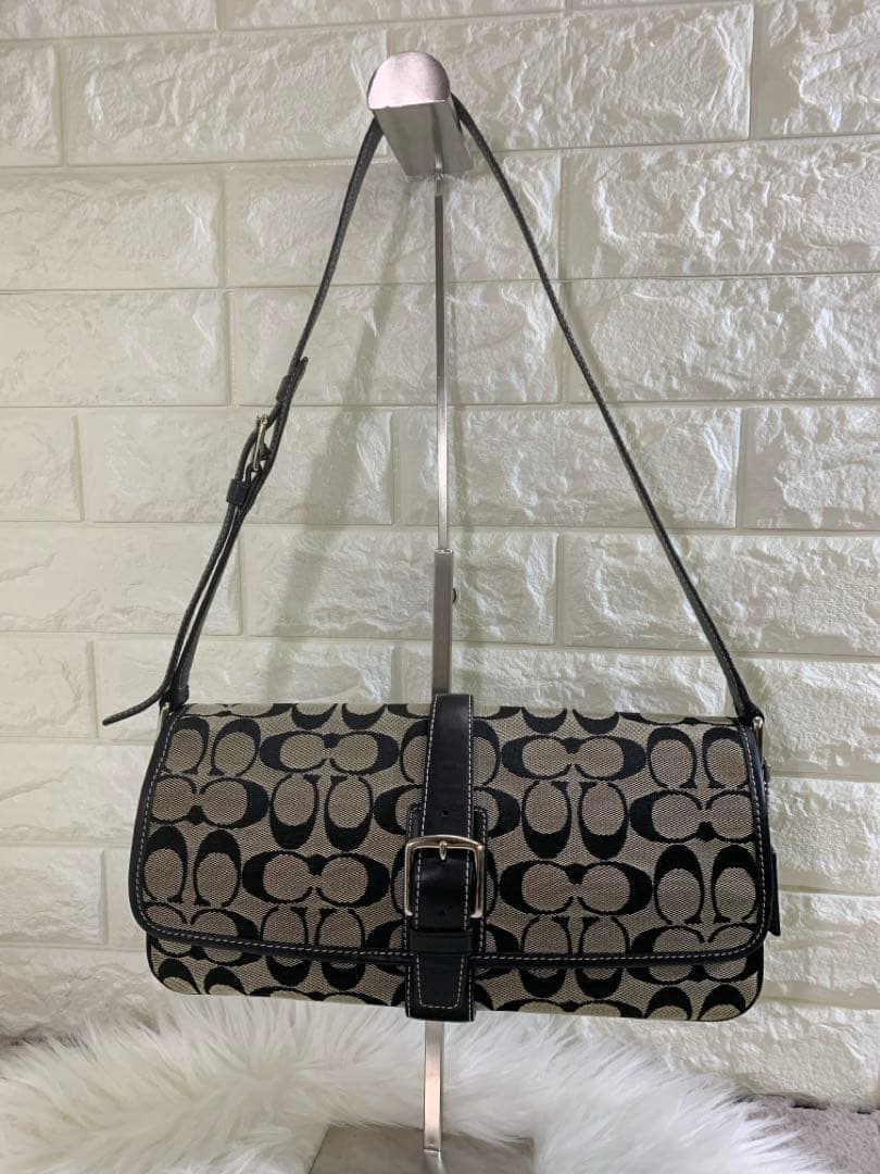 Coach シグネチャーショルダーバッグ ブラック/グレー