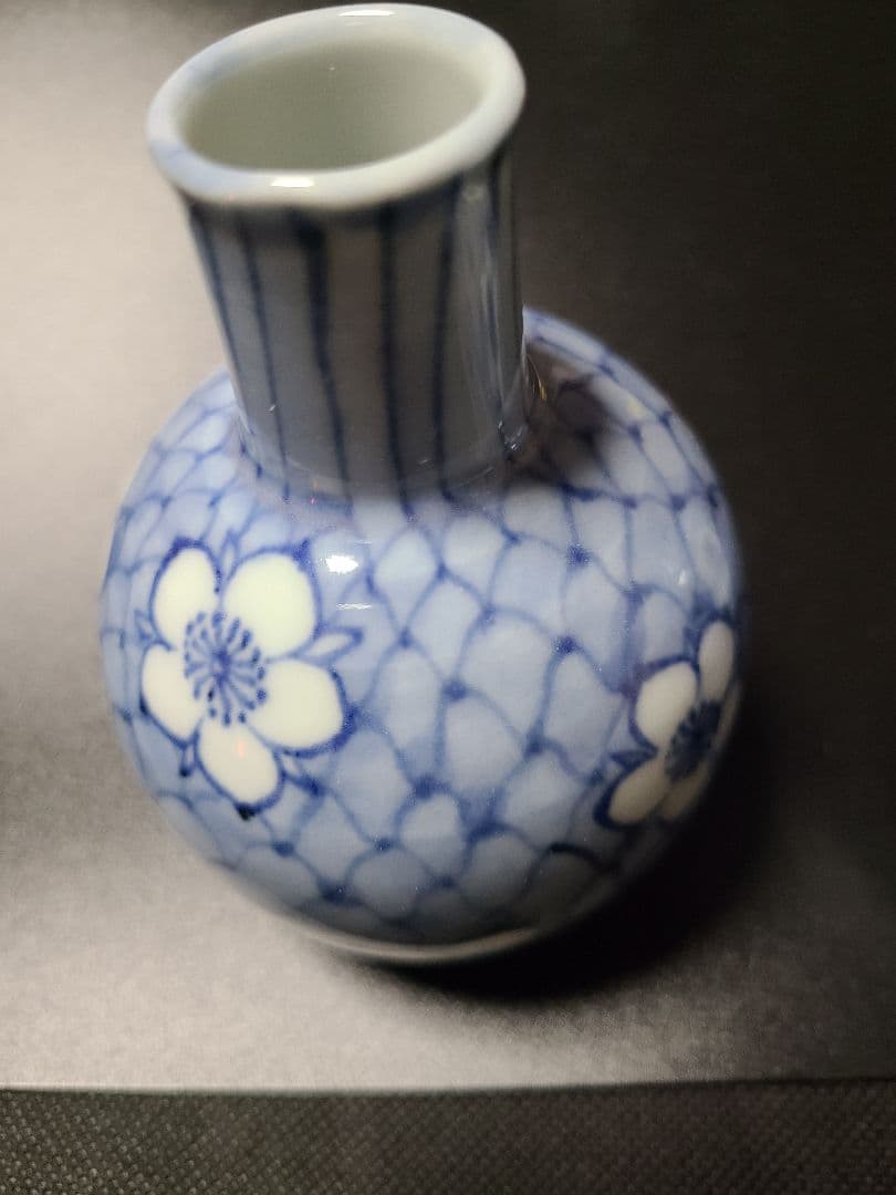 須田菁華造染付桃花網文酒器　共箱入り