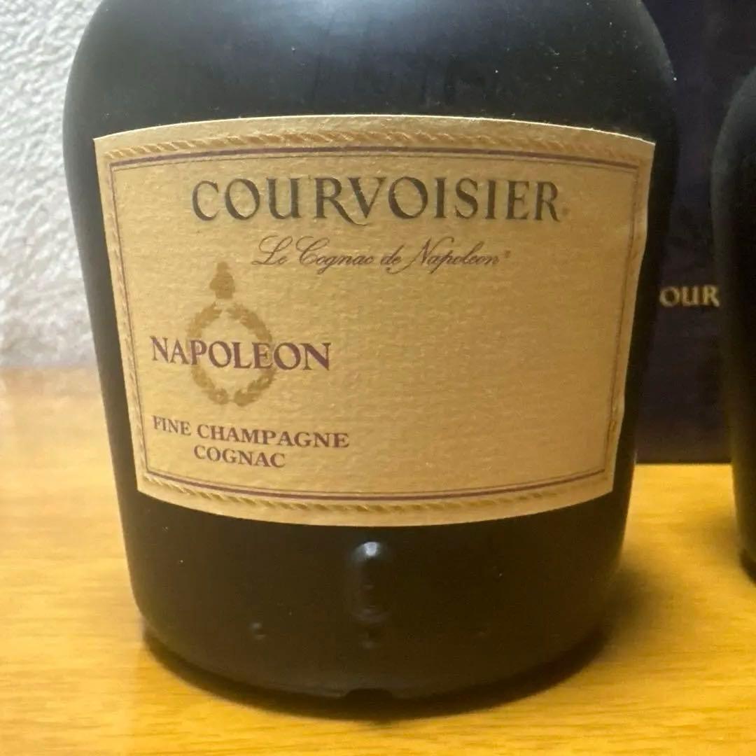 Courvoisier ナポレオン コニャック 700ml