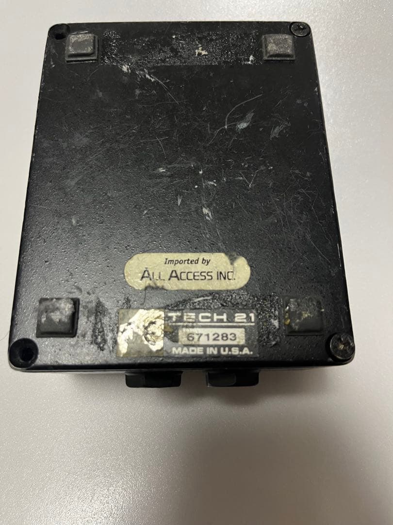 Tech 21 SansAmp Bass D DI サンズアンプ