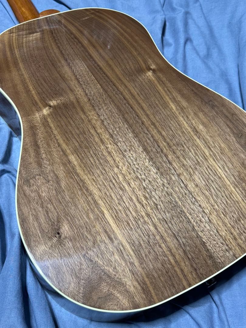 五*星様 GIBSON GUARANTEED J45 STUDIO WALNUT