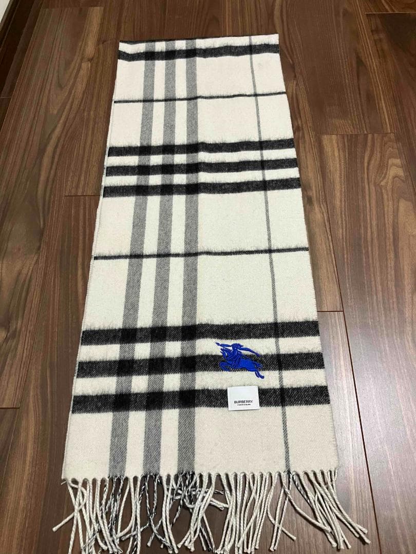 BURBERRY カシミヤ マフラー　ホワイト