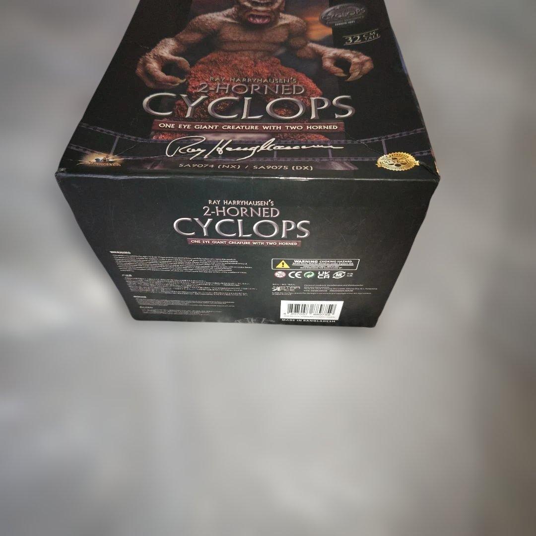 スターエーストイズ　サイクロプス　ソフビスタチュー　未開封　現状品